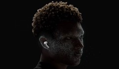 苹果终于出手了：语言不通的尴尬AirPods能帮你治好