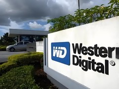西部数据全面拆分NAND Flash业务，闪迪接棒引领SSD
