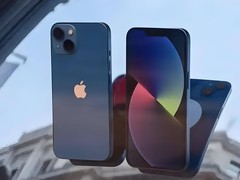 iPhone 17 Air机模曝光：史上最薄苹果手机
