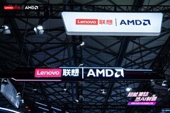 ChinaJoy2025拯点不一样，人气Coser助力，拯救者展台盛况空前