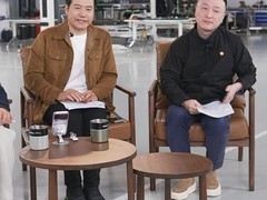 雷军直播拆解小米YU7澄清7000人法务谣言