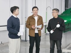 雷军直播拆解小米YU7：安全设计超国标，维修成本可控