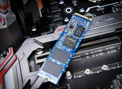 硬盘价格暴涨，PCIe 3.0固态性能够用吗？