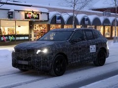 2027款宝马X5冰雪路试曝光：全新设计语言+纯电氢能双线推进