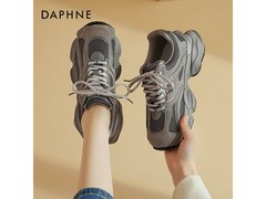 达芙妮厚底增高老爹鞋82元抢