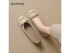 达芙妮法式粗跟单鞋80元