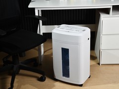 安全高效就选它 科密CM-1025碎纸机评测