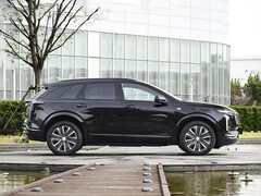 30万元内三款中型SUV终极对决：深蓝S7、捷途山海L7、凯迪拉克XT5 PHEV深度横评