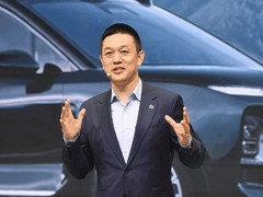 特斯拉第二代Roadster发布：冷气推进+真空吸附，2028年量产