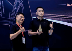 三星存储闪耀Chinajoy2025：三款明星产品斩获黑金奖