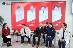 宁波种植牙医院权威推荐,宁波鼎植口腔国际专家工作室成立,中德专家联合亲诊