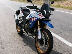 凯越800x发布：轻量化ADV新标杆，2026年上市