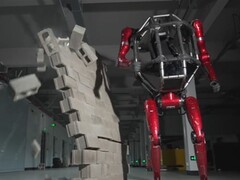 宇树科技获证监会批准登陆科创板，成A股首家纯人形机器人上市公司