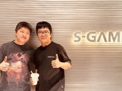 影之刃零制作人收韩版地下城主创手写信引热议