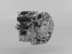 广汽将发布全域混动技术体系：插混四驱破4秒，油混油耗低至3L