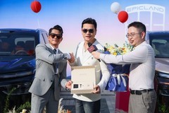 001号车主郭富城亲手交车，奕境X9集中交付仪式首站落地华为松山湖