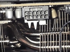 RTX 5090显卡电容爆炸事件引发热议