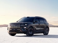 极氪8X预告发布，定位高性能电混SUV