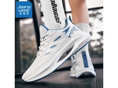 真维斯男士运动鞋35.5元