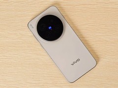 vivo X300E首发骁龙8 Gen5，7100mAh+三摄旗舰登场