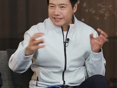 小米SU7全系涨价最高1.4万，雷军回应：全面升级所致