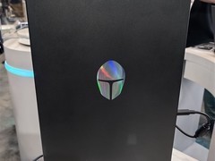 雷神MIX G2迷你主机发布：3.2L机身塞进RTX 5090LP