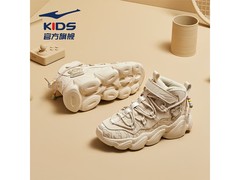 鸿星尔克童鞋男79元抢