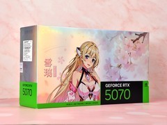 AX电竞叛客GeForce RTX 5070樱花限定12GB显卡评测 如沐春风的樱花主题设计