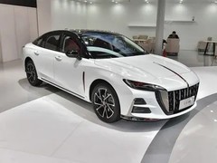 红旗H6 200万辆纪念版成都车展亮相，售价21.90万元