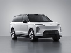 蔚来ES9亮相：旗舰SUV，520kW动力+激光雷达