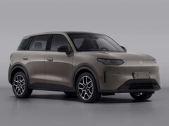 零跑A10亮相：智能长续航SUV预售开启