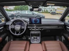 本田CR-V三十周年焕新登场，12.3英寸大屏+BOSE音响引关注