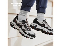 斯凯奇云屿情侣老爹鞋京东低至188元