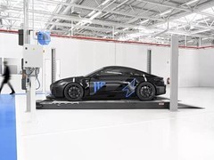 阿尔卑斯A110 FUTURE电动跑车原型车发布，2026年古德伍德首秀