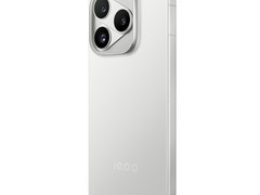 2026年6000元档电竞手机，iQOO 16满帧护眼低延迟