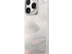 2026年6000元档畅玩PC游戏选iQOO 16更稳