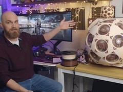 超级穹顶球形机箱集成15把猫头鹰风扇，CPU降温近20℃