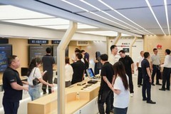 AI赋能行业数字化转型 华为中国行2026展车贵州商业专场巡展顺利举办