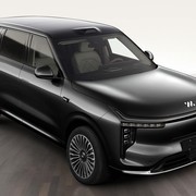 40万元内四款中大型SUV深度横评：智己LS8、问界M7、LS7与红旗天工08谁更契合全家出行？