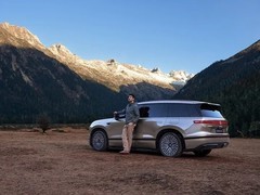 30-40万级混动 SUV 五强参数详解｜ID. ERA 9X 领衔，硬核数据一目了然