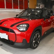 30万元内纯电小型SUV五强实测：MINI、本田、smart、马自达、沃尔沃谁更懂你的城市生活