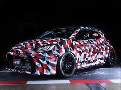 丰田或将重启MR2！中置引擎跑车2026年亮相