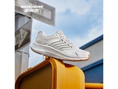 斯凯奇暮光鞋159元抢