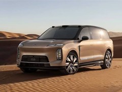 蔚来双旗舰领跑6月大型SUV市场，纯电车型销量首超增程