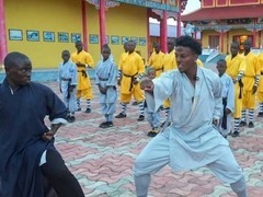 iShowSpeed赞比亚直播引热议 中非文化交流再受关注