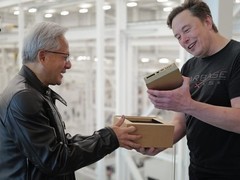 黄仁勋回应马斯克建芯片厂计划