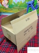 纸箱巧变金鼎