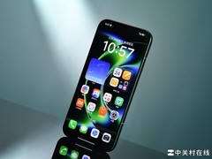 直屏还没坚持两年，曲面屏又要打回来了？