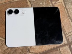 苹果iPhone Ultra折叠机官宣：4:3内屏、iPad级交互、2026年9月发布