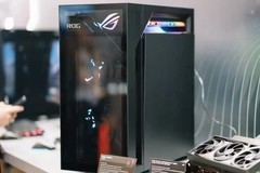 首款420液冷+全息投影旗舰专业电竞台式机亮相CES ROG枪神10X现场体验